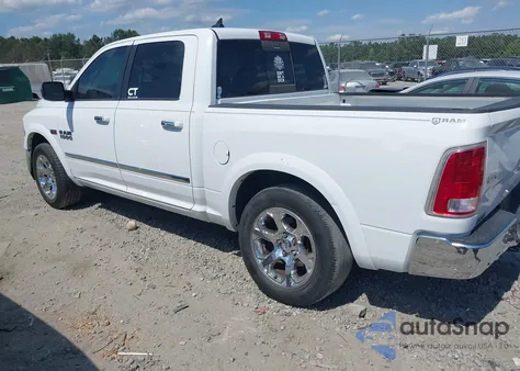 2015 Ram 1500 Laramie z USA, uszkodzony, nr VIN 1C6RR6NT6FS761980